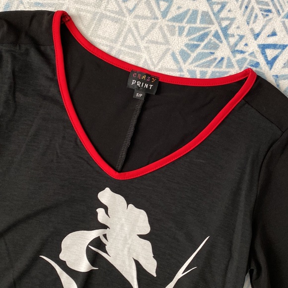 Crazy Print Black & Red Dress - Picture 5 of 6